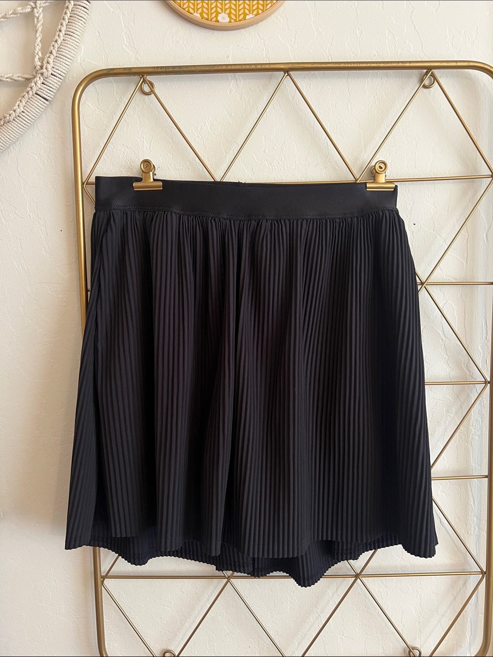 XL (14) | All in Morion Black Pleated Skirt